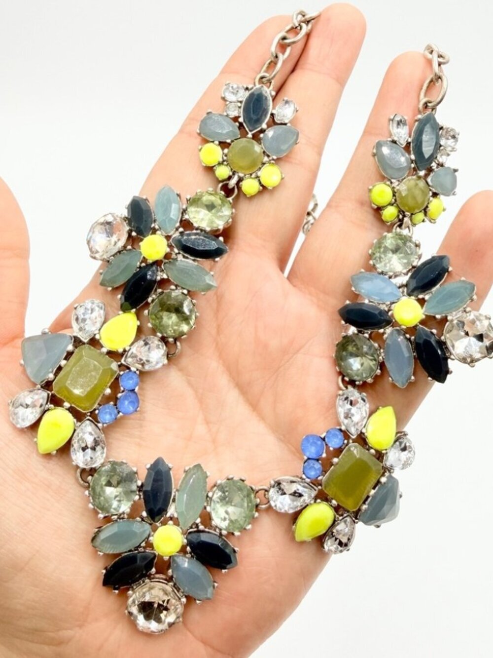 Stella & Dot Elodie Silvertone Floral Statement Necklace Rhinestone